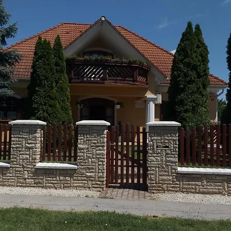 Soma Apartman Apartment Balatonlelle Exterior photo